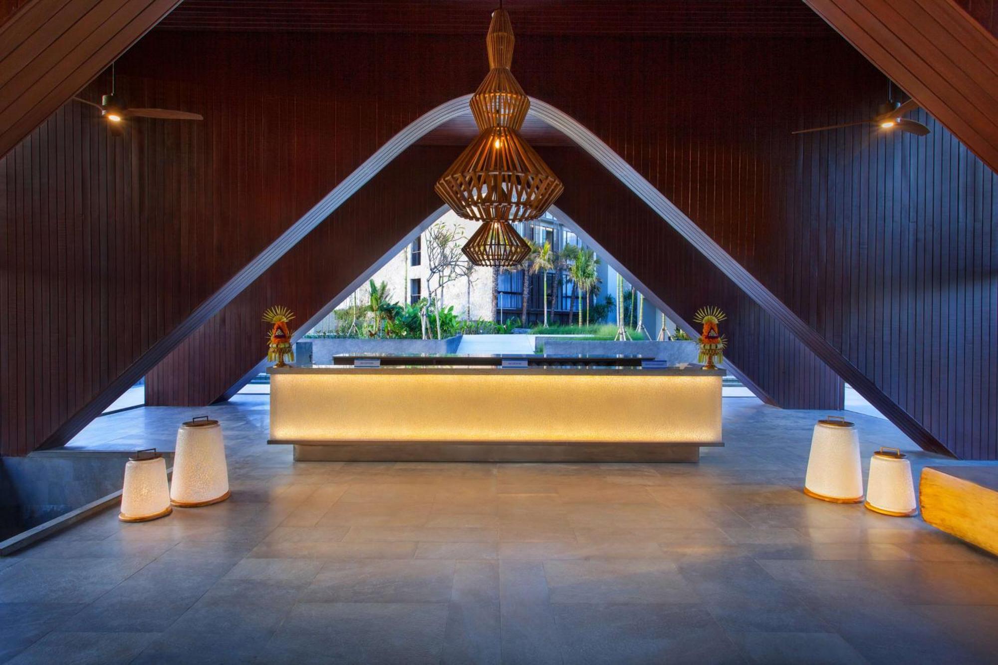 윈덤 타만사리 지바 리조트 발리 Siyut 외부 사진 The lobby of the hotel
